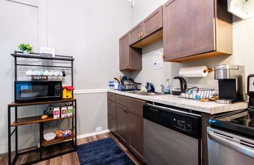 Smoketown Jackson Cabin | Suite near downtown Louisville, KY · Suite V