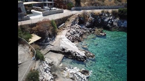 East Mani House | Suite of Villa Lagkadaki
