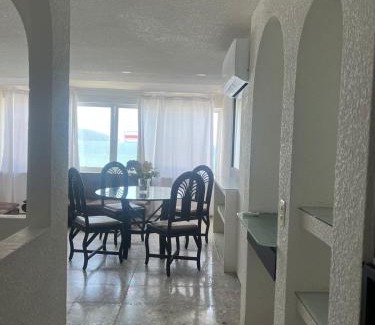 Costera Acapulco Apartment | Suite para 4 personas