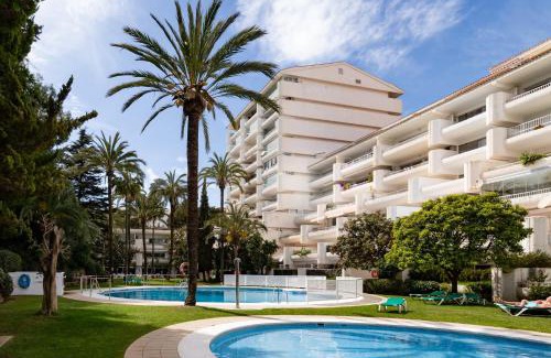 Golden Mile Apartment | Suite Patio Andaluz - Jardines 434