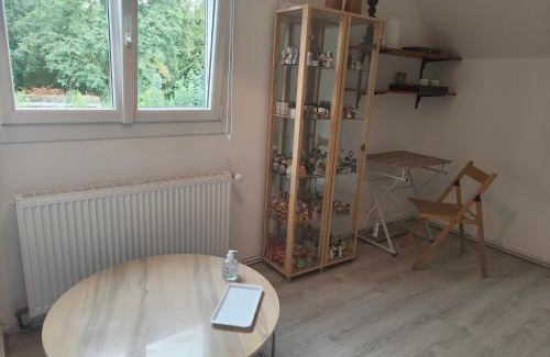 Douai House | SUITE PRIVEE AVEC VUE SUR LE JARDIN