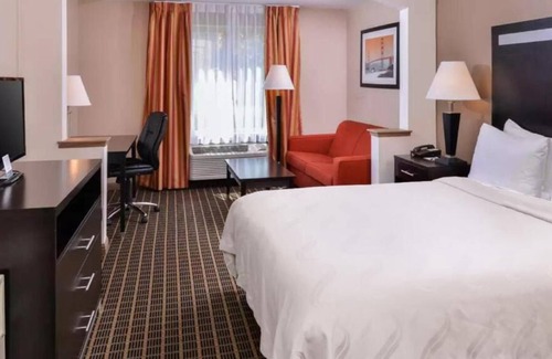 South San Francisco House | Suite Queen at Hotel Nova SFO By FairBridge, Free Breakfast!