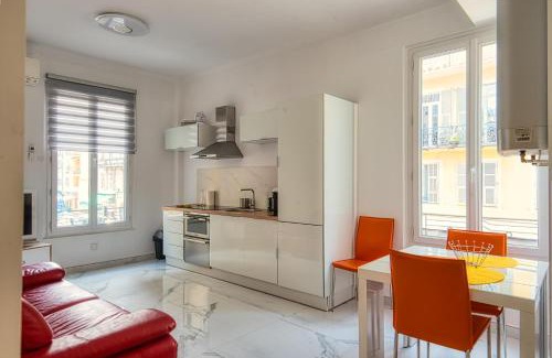 Quartier du Port Apartment | SUITE STALINGRAD