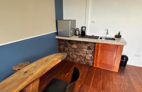 Puerto Baquerizo Moreno Apartment | Suite Tierra, Reconnect with your roots