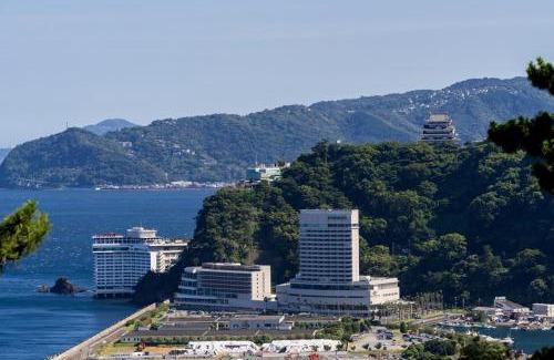 Atami House | Suite Villa Atami Momoyama