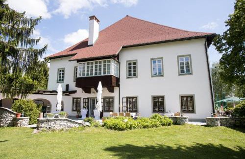 Goedersdorf House | Suiten Schloss Finkenstein