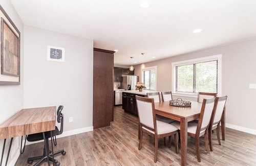Kutzky Park Condo | Suites on 4th unit # 4 - 2 bdrm-2 bath-1 mile-Mayo Clinic