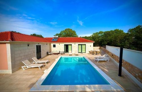 Gornji Humac Villa | Summer Breeze