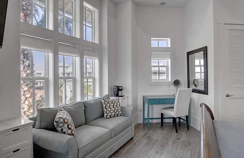 Cinnamon Shore Villa | Summer Breeze TC 4103
