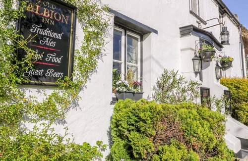 Newquay Cottage | Summer Breezes