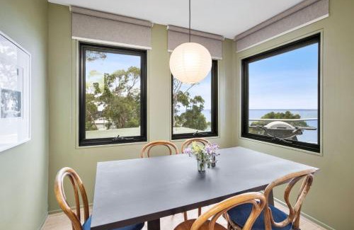 Lorne House | Summer By The Bay