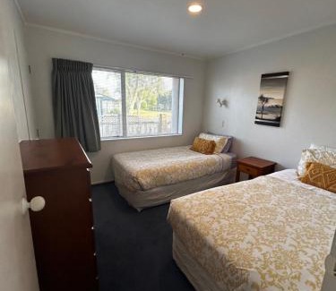 Papamoa Beach House | Summer by the sea
