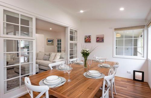Dunsborough House | Summer Cottage
