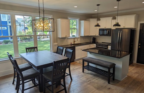 Littleton House | Summer Getaway with "No Egrets"! Your Lake Gaston haven awaits you! π
