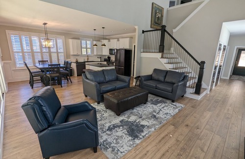 Littleton House | Summer Getaway with "No Egrets"! Your Lake Gaston haven awaits you! π