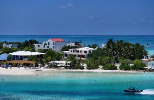 Dhiffushi Hotel | Summer Luna