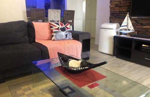 Durban Beachfront Apartment | Summer Sands - Durban North Beach Accommodation