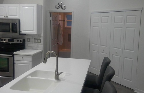 Tara Golf and Country Club Condo | Summer Specials - GORGEOUS REMODELED 2-2 Townhome - Sarasota/Bradenton