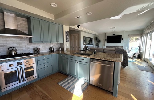 The Pueblo House | Summerlin Luxury View Home!POOL SPA BBQ 4 BD 3BA Pet OK