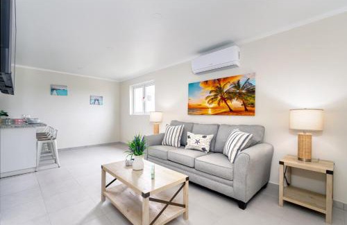 Opal Apartment | Summerside 4 Rooi Santo 10-A
