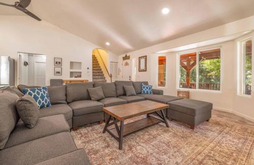 Summit Estates House | Summit Ridge Jacuzzi, Gated, Near Village Slopes