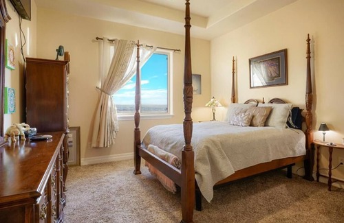 Watkins House | Summit Villa BnB