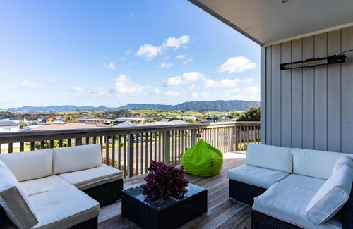 Mangawhai Heads House | Sun Chaser's Lookout - Mangawhai Heads Home
