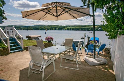 Dundee House | Sun, Fun and Wine-ta