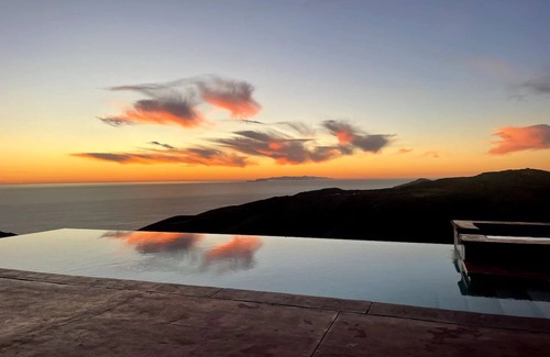 Malibu Villa | Sun House Malibu - Private Estate with Infinity Pool & Views - 6 bedrooms