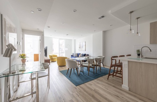 Hoboken Apartment | Sun-kissed 3BR Loft With Patio Minutes to NYC