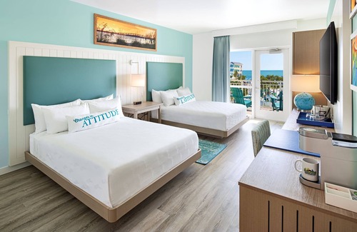 Fort Myers Beach Resort | Sun-Kissed Beach Resort w/Spectacular Sunset Views - 3 Units