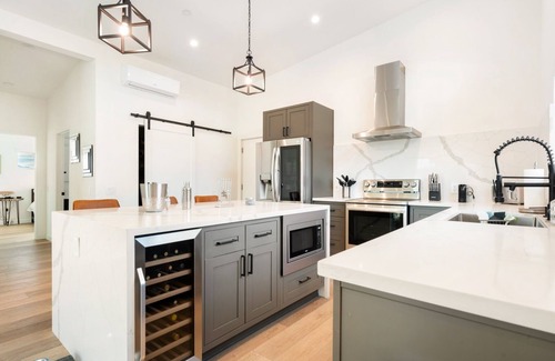 Joshua Tree House | Sun Oro Joshua Tree - Hot Tub, Bbq, Fire Pit & Gameroom 2 Bedroom Home by RedAwning