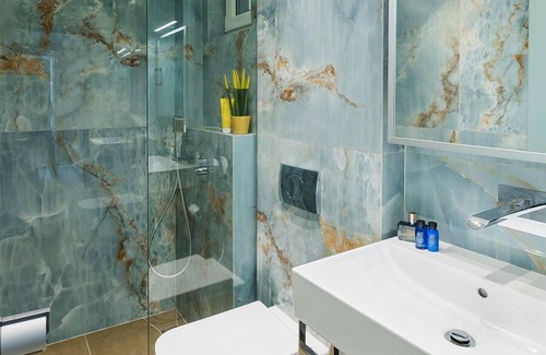 Polichrono House | Sun Residence