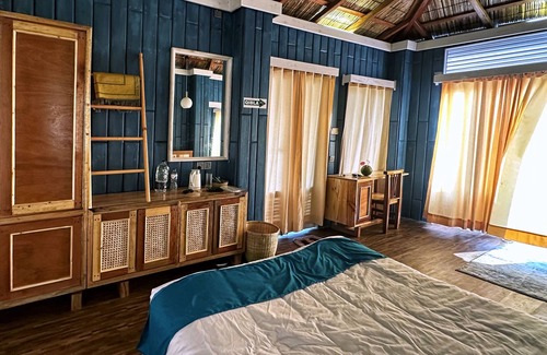 Saint Martin's Island Hotel | Sun & Sand Twin Beach