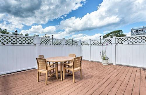 Old Orchard Beach House | Sun-Soaked Coastal Cottage with Deck and Walk to Beach