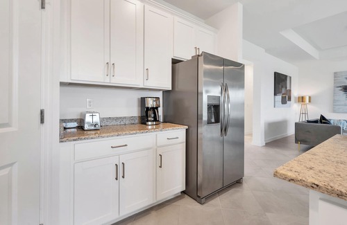 Gateway House | Sun soaked Zen Oasis with Salt Water Pool, Spa and Sunsets!
