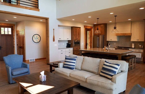 Manitowish Waters House | Sun Valley Luxury Lake Home - Newer Construction on Sandy Shore of Spider Lake