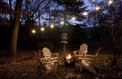 Hollowville House | Sunbeam Lodge: Pool+Hot Tub, 50 Acres, ‘70s Oasis