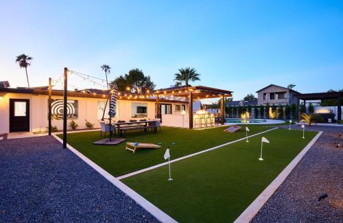 Sunburst Estates House | Sunburst Estate - Pool - Hot Tub - Tons of Games!