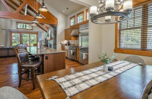 Cle Elum House | Suncadia 3 Bdrm Home with Hot Tub + Game Room in Resort Core