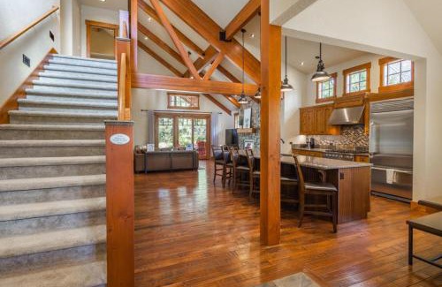 Cle Elum House | Suncadia 3 Bdrm Home with Hot Tub + Game Room in Resort Core