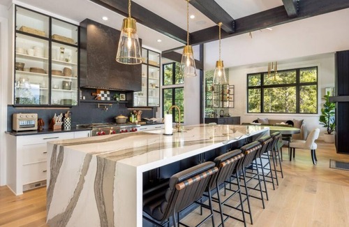 Roslyn House | Suncadia 5 Bdrm Home Wellness Retreat in Nelson Preserve
