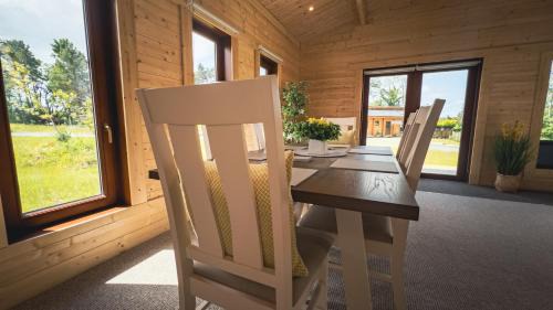 Morpeth Cabin | Sundance Lodge, Fantastic New Cabin with Hot Tub - Sleeps 6 - Largest In Felmoor Park