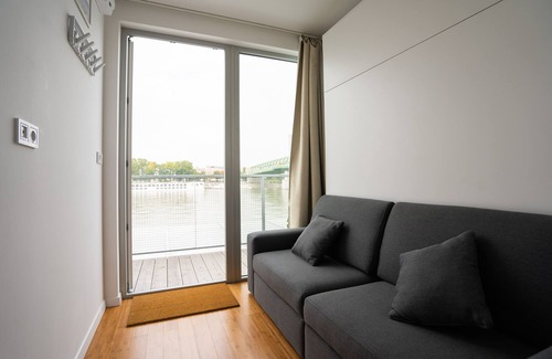 Bratislava Apartment | Sundeck botel