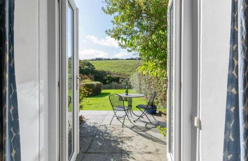 Porthcurno Apartment | Sundowner