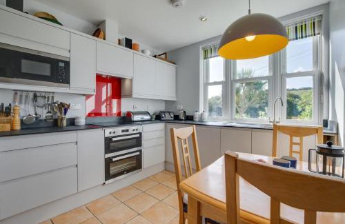 Porthcurno Apartment | Sundowner