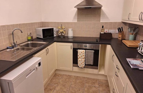 Snainton Cottage | Sunflower Cottage - a charming family cottage