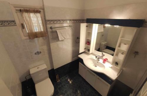 Vathy House | Sunflower House
