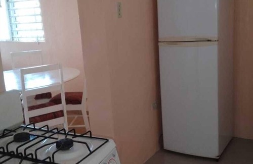 Runaway Bay Apartment | Sunflower Villas