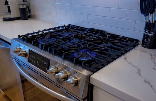Northeast Anaheim House | Sunkist Oasis near Disneyland